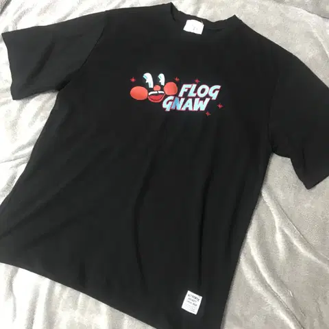 FLOG 반팔 L 사이즈