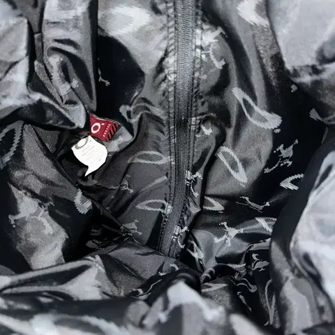 오클리 스노우 고프코어 백팩