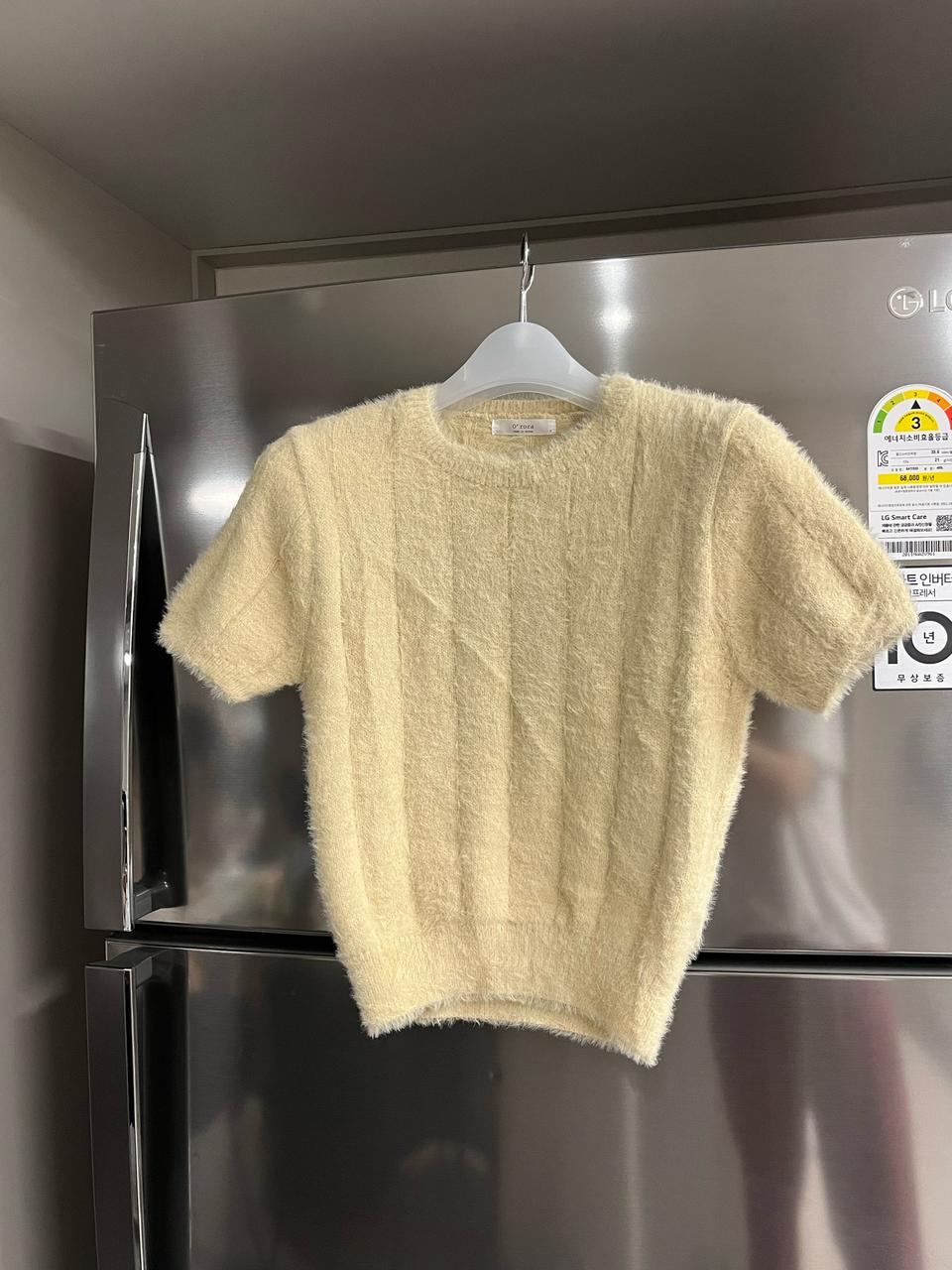 레몬 뽀송 앙고라 니트