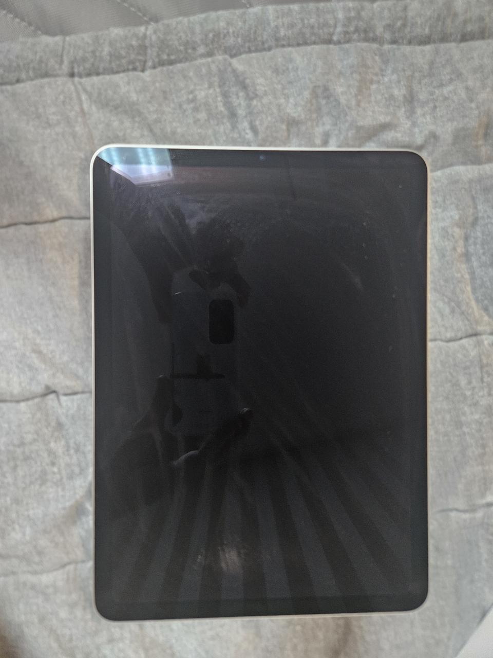 아이패드 에어5 스타라이트 64기가 wifi +애플팬슬2세대