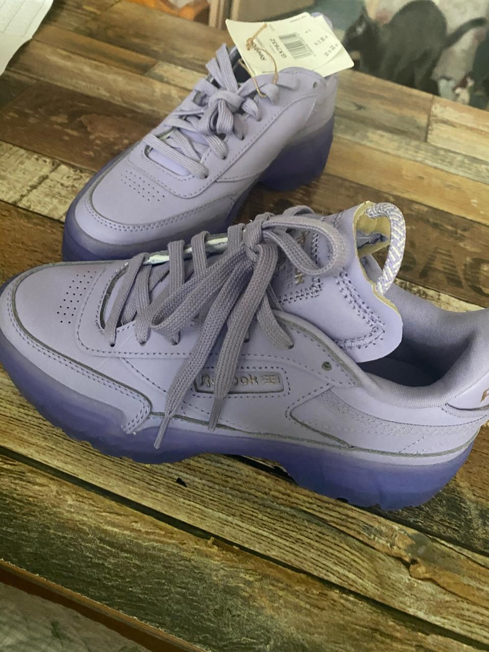 리복 클래식 가죽235 새상품