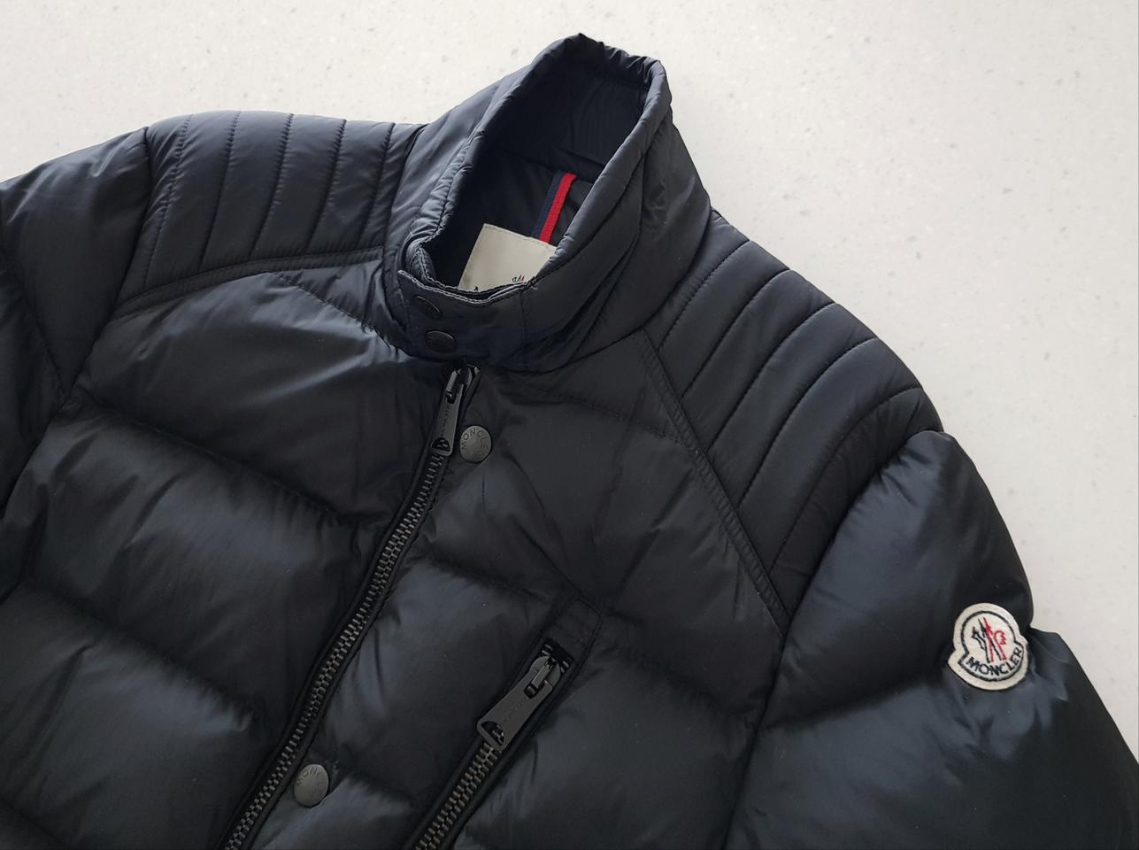 [♡BIG SALE]정품. 몽클레어 남성 패딩점퍼