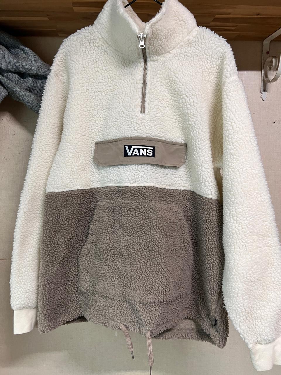 반스 플리스 반집업 상의