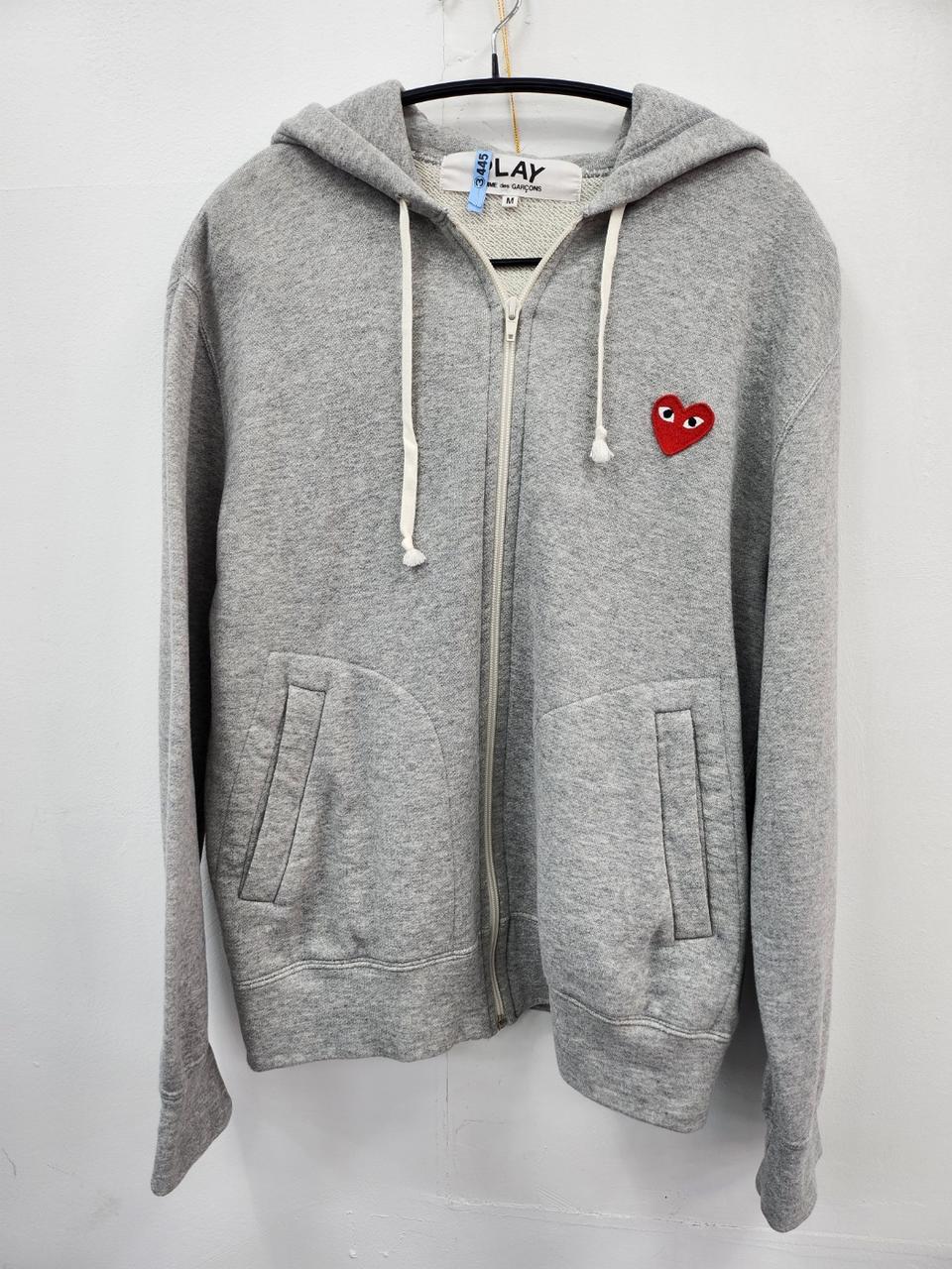 꼼데가르송 후드집업 m사이즈 az-t250