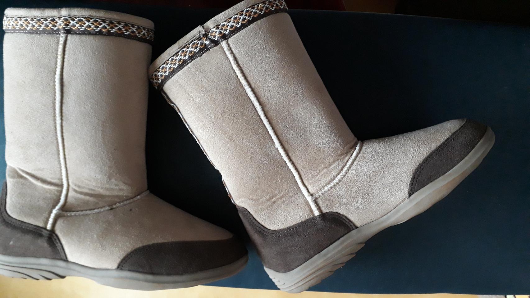 쌈지 정품 국산 양털부츠 새상품입니다