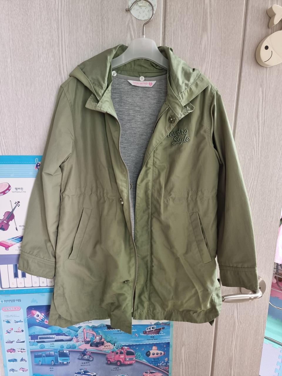 여아 간절기점퍼 140