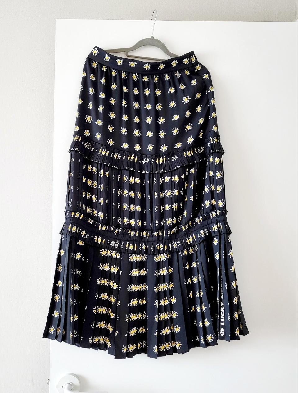 럭키슈에뜨 스커트/36