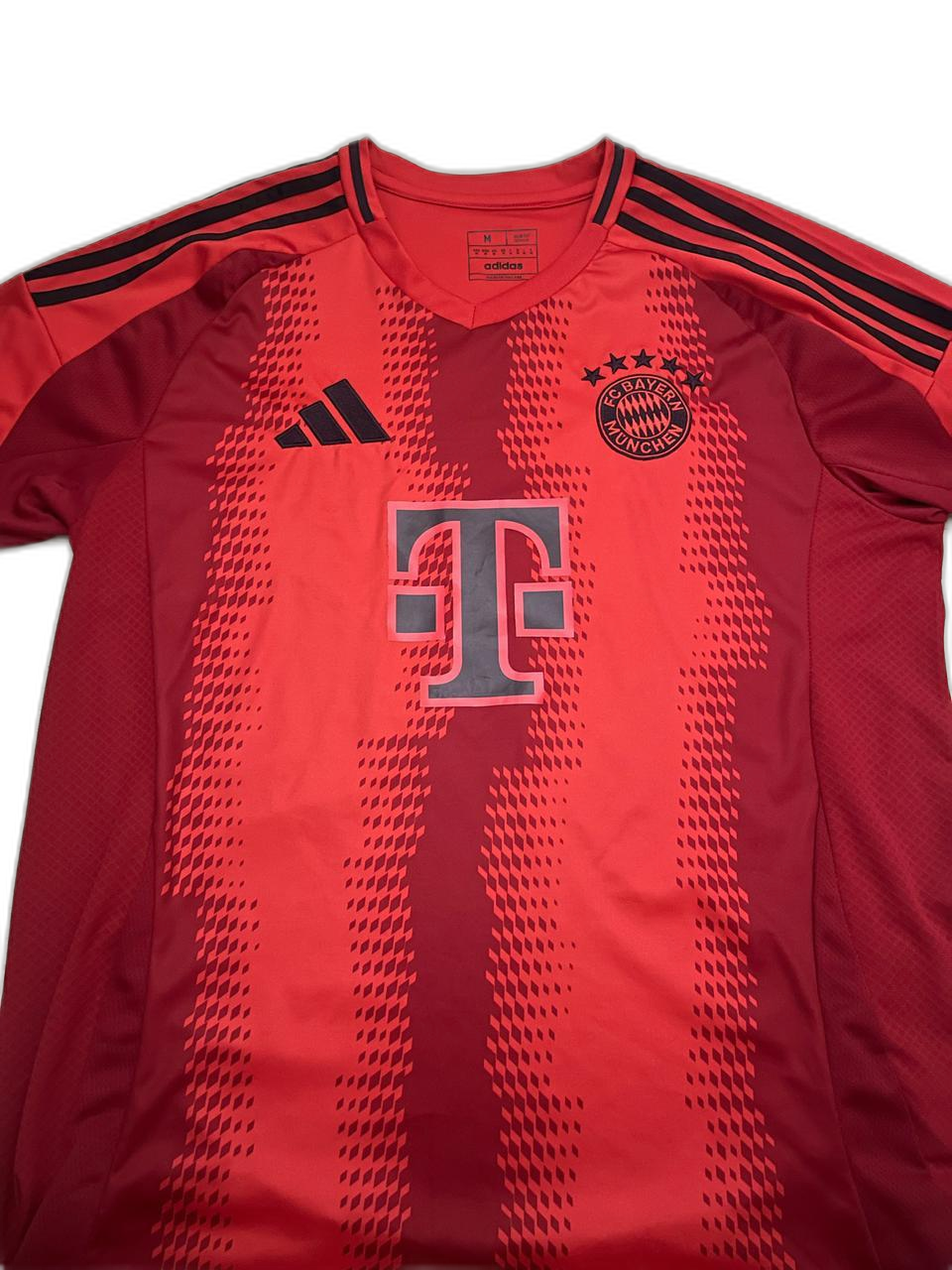 바이에른 뮌헨 24/25 홈 유니폼