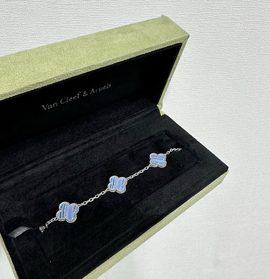 칼세이도 화이트골드 크로버팔찌14k