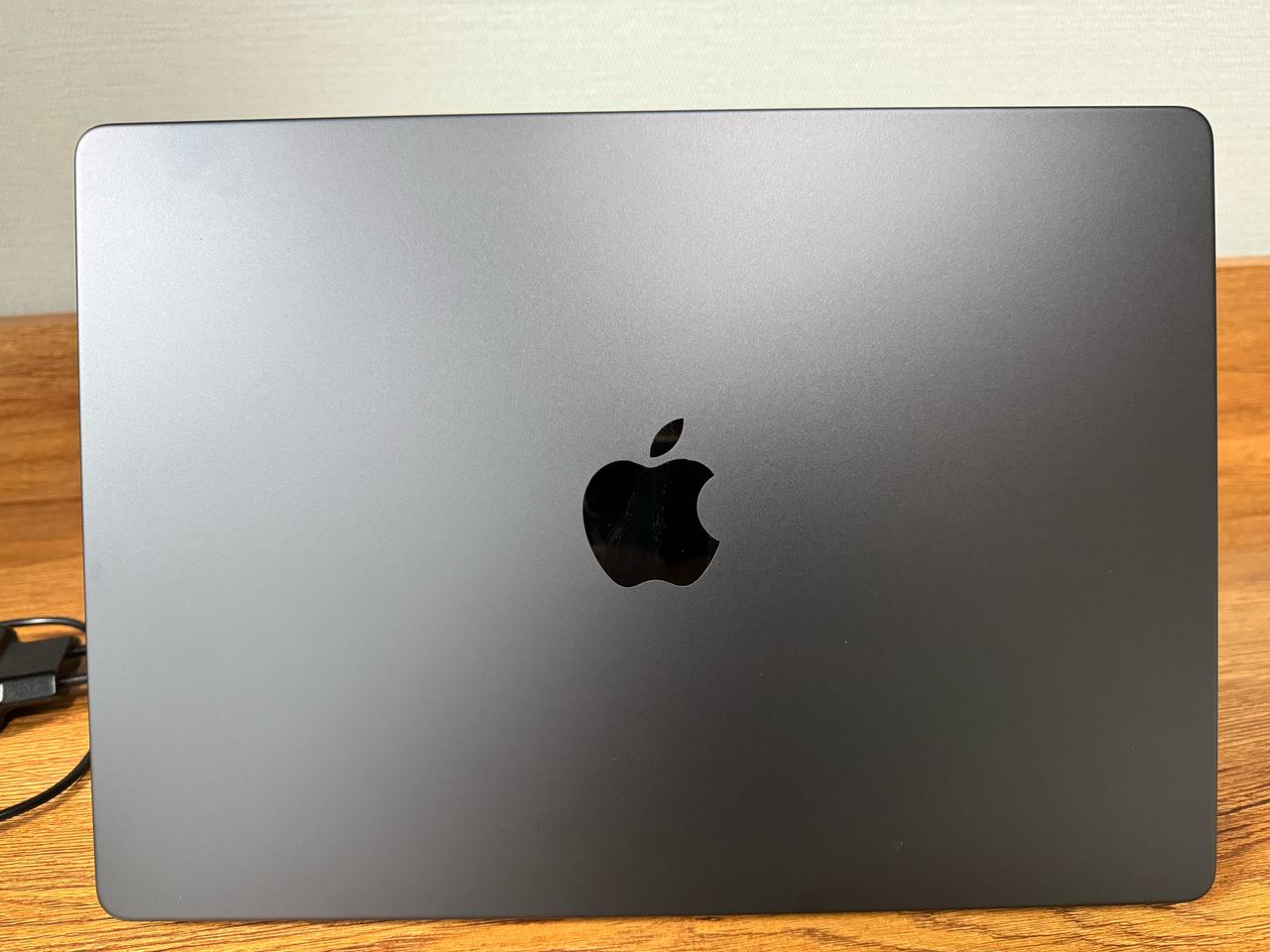 애플 맥북m3프로14 18g 512ssd 보호필름O