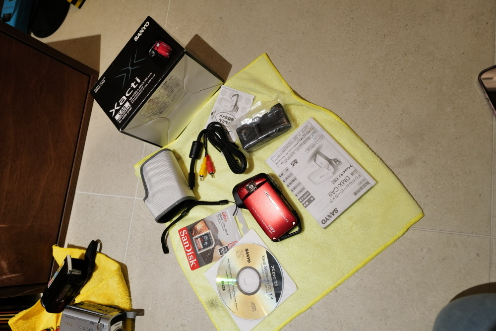 소장품) 산요작티 DMX-CA9 빈티지 캠코더 (수중촬영) 레드 풀박스