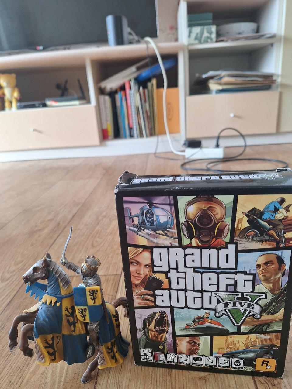 슐라이히 기사피규어와 gta5 pc