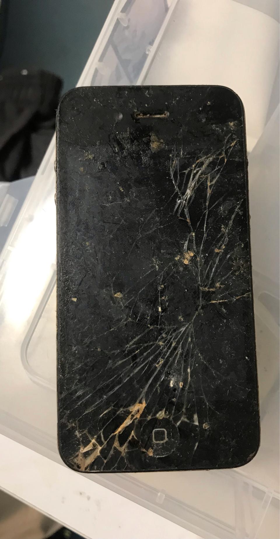 아이폰4 파손폰