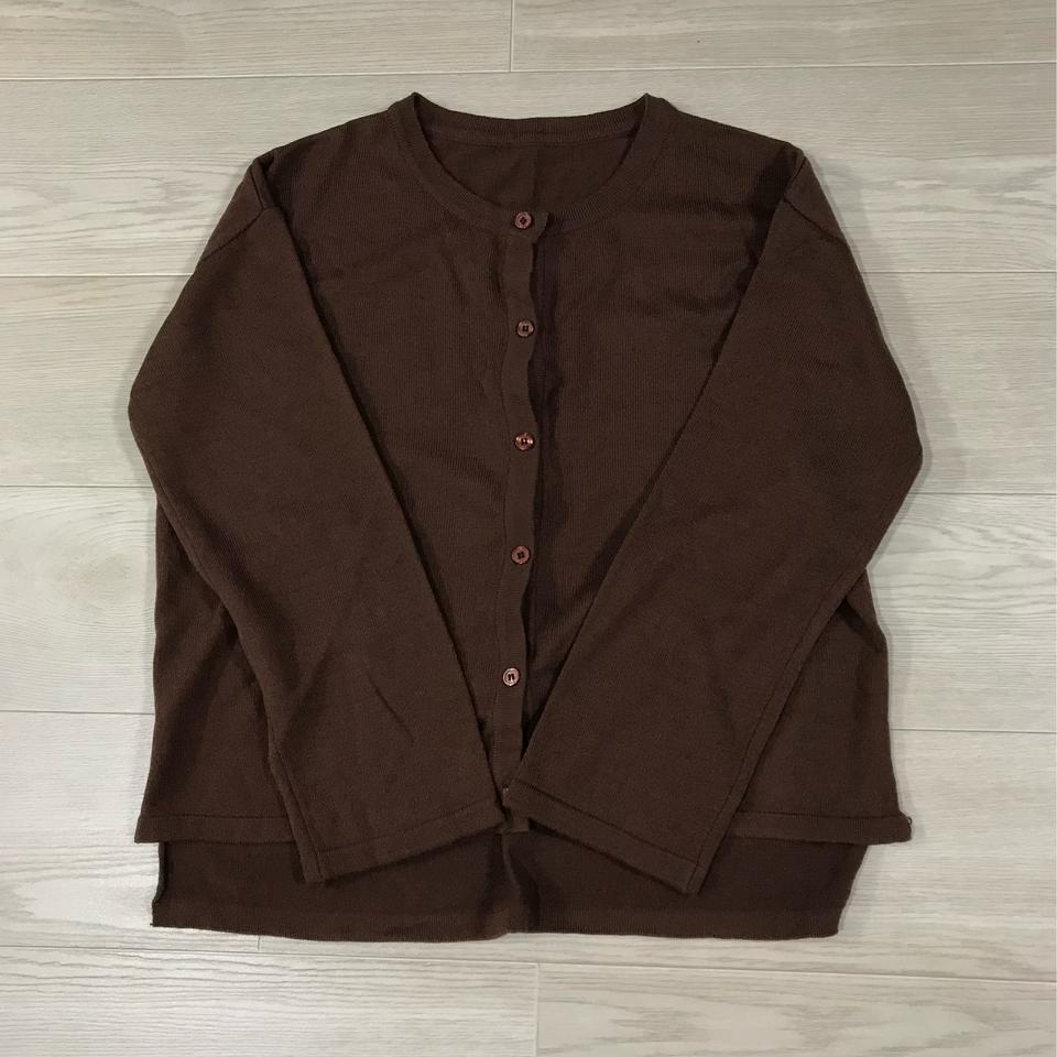 라운드넥 브라운 니트가디건