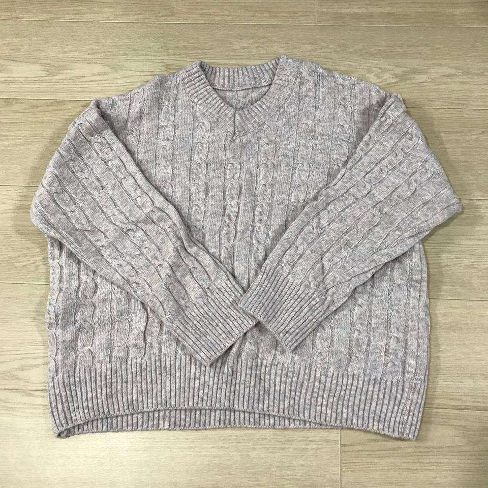 에이블리 이거든 보카시 루즈핏 꽈배기 니트