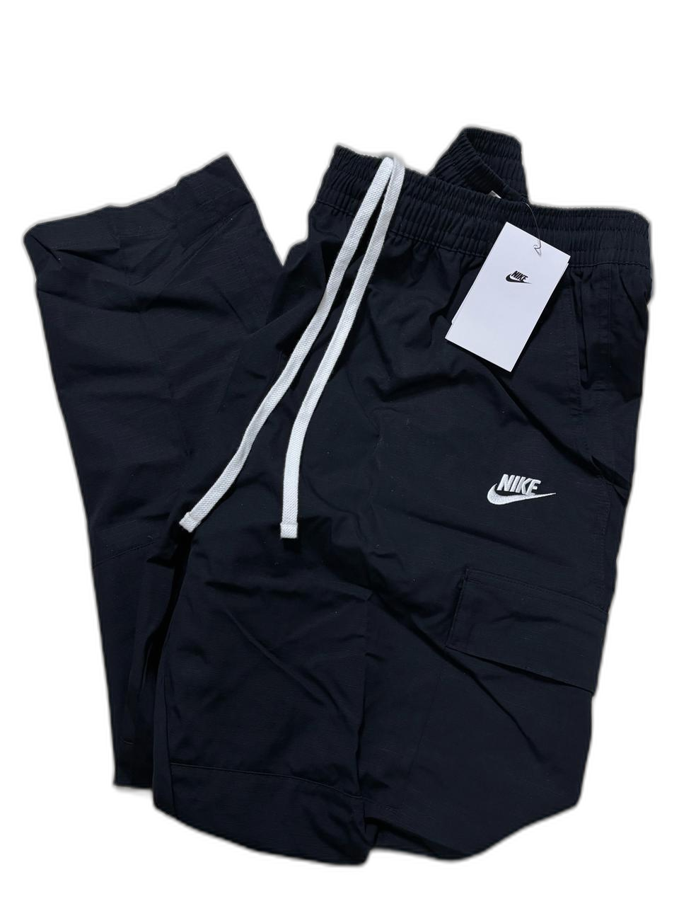 나이키 클럽 우븐 카코 팬츠 L사이즈 DX0614-010