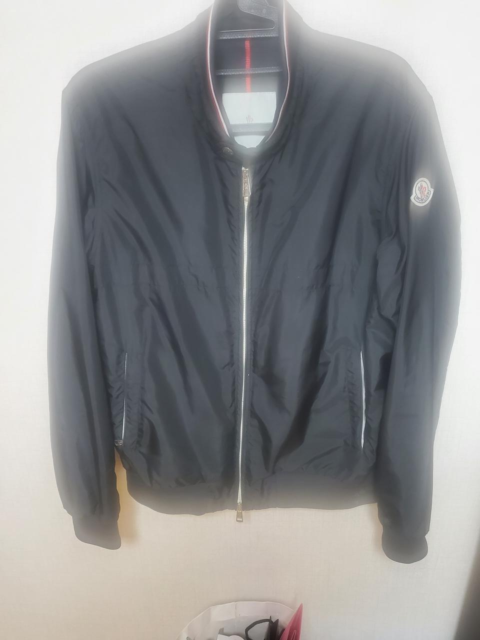 몽클레어  집업 자켓