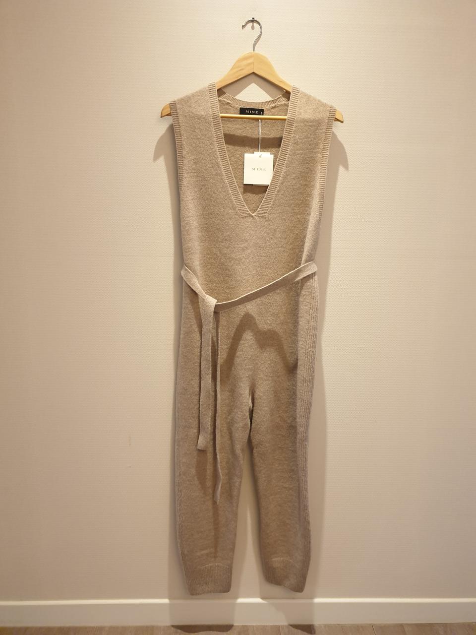 새상품 마인 캐시미어혼방 니트 점프수트