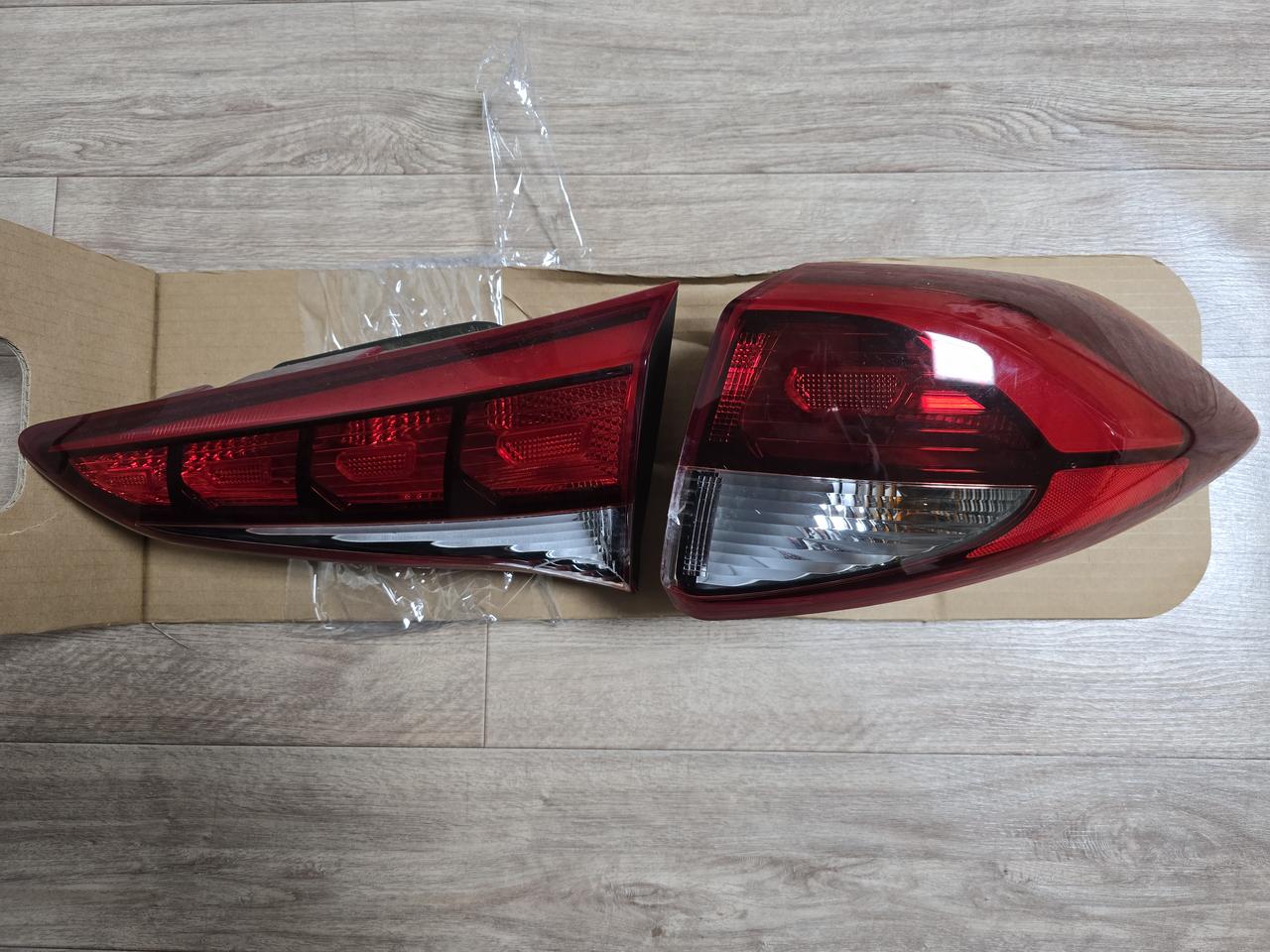 올뉴 투싼 우측 후면 라이트 판매합니다.