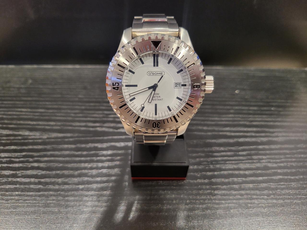 오썸 300m다이버 시계