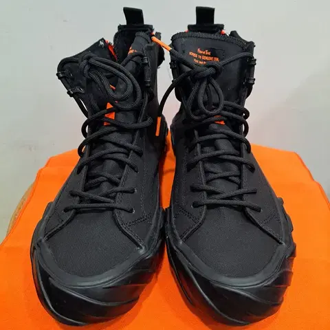 에이지 스니커즈 하이탑 남성260