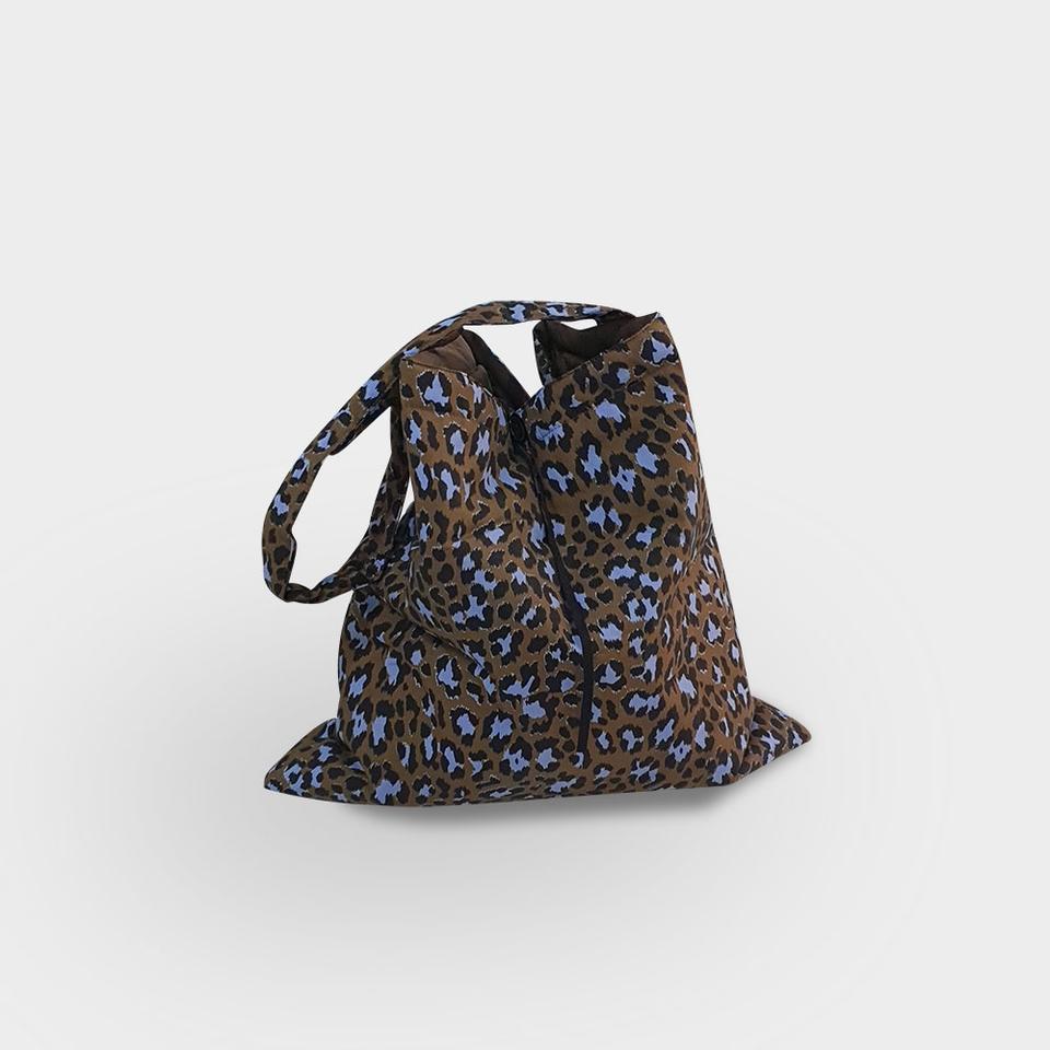 원스트랩 패딩백