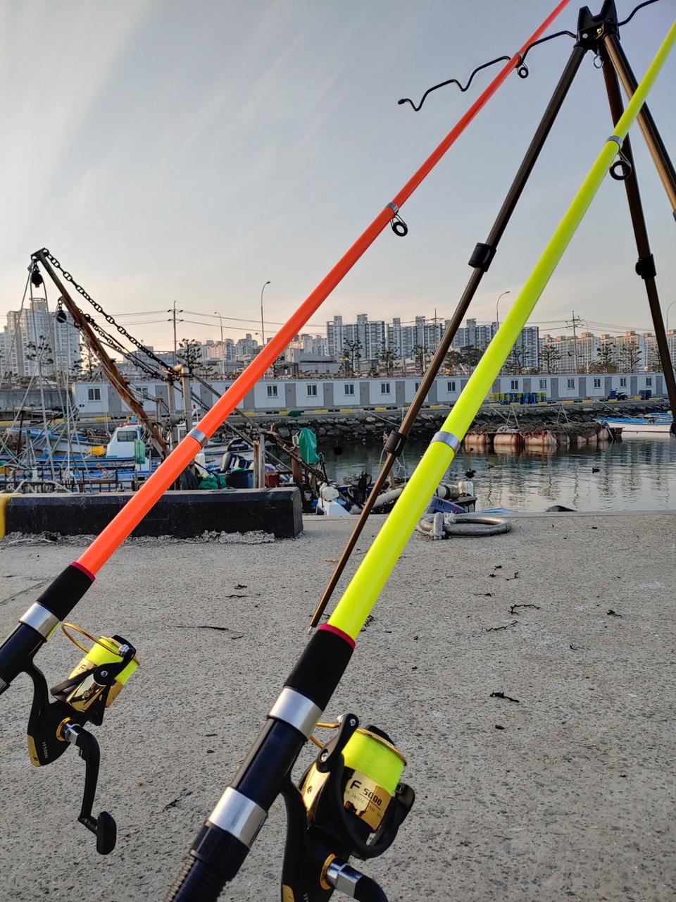 낚시대 원투대 2대
