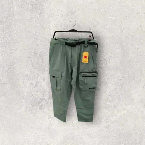 [새상품] 코닥 우븐 조거팬츠 카키색 전사이즈 팝니다!