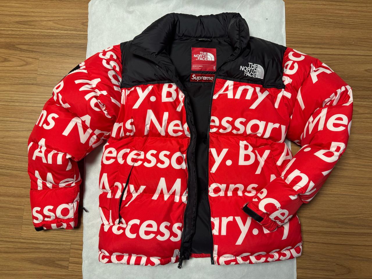 슈프림 x 노스페이스 15FW 레터링 눕시 레드 구스다운
