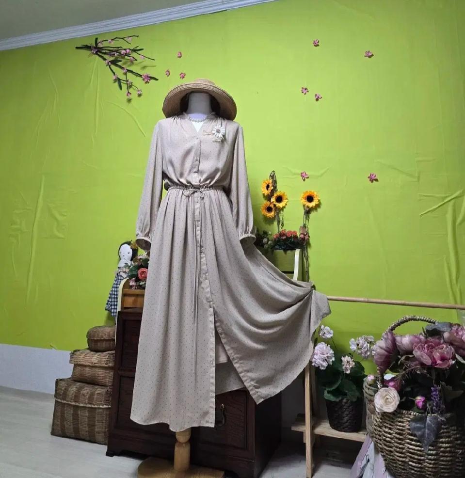 박시핏/ 날씬핏/ 점박이 /셔링넥/ 주머니/ 앞단추 롱원피스