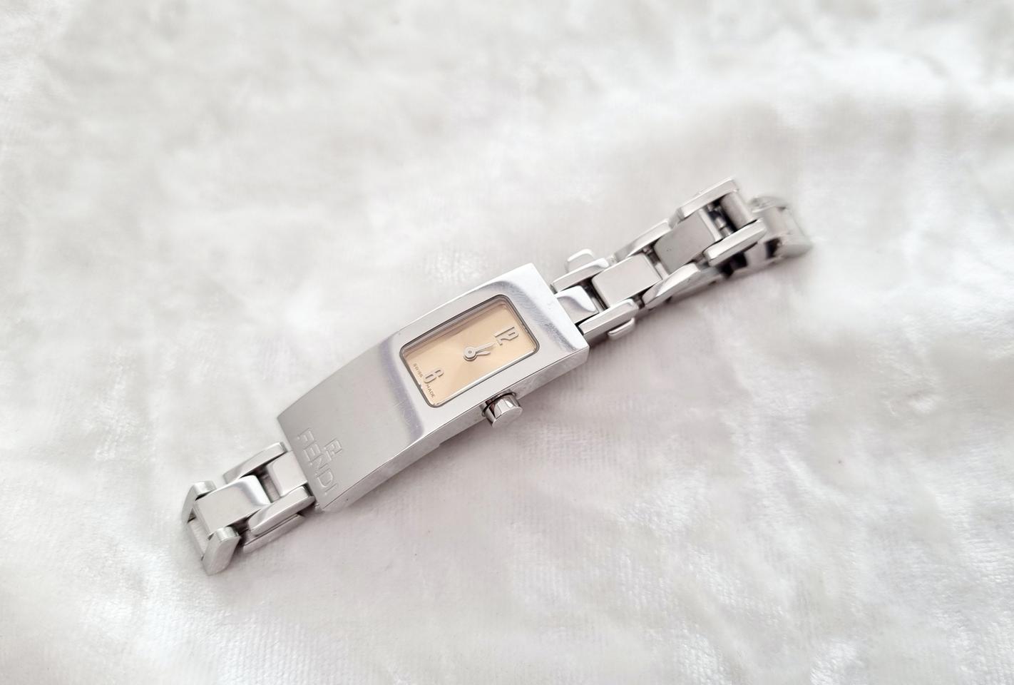 정품 펜디 3000L 여자메탈시계