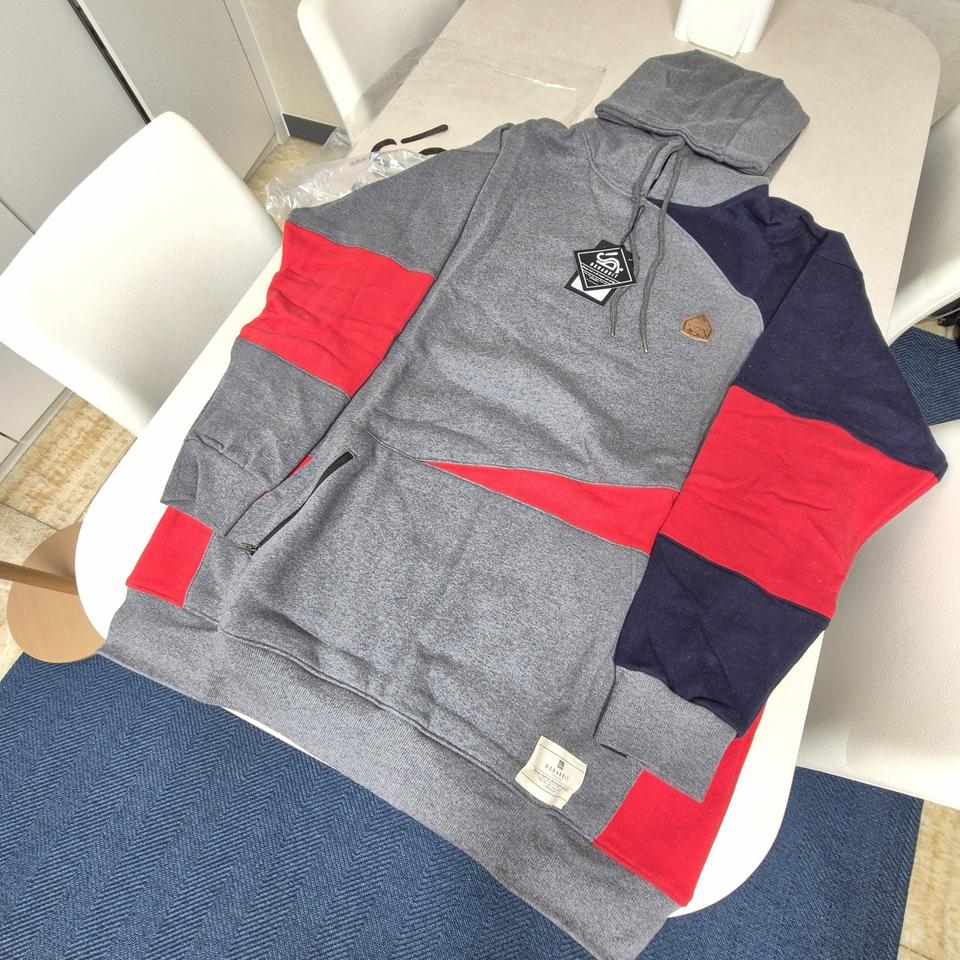 비에스레빗 후드티