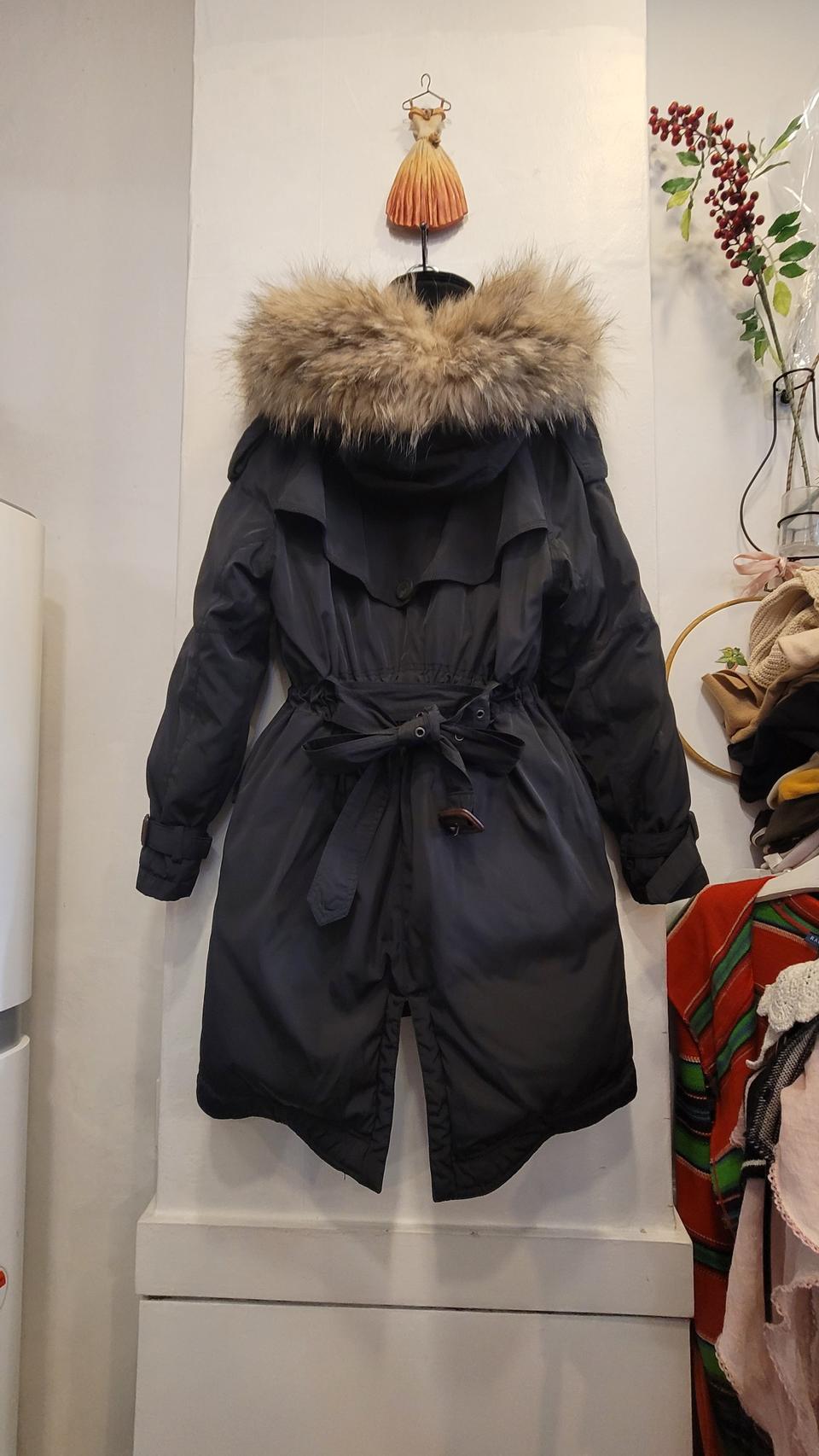 코인코즈 트렌치 구스패딩