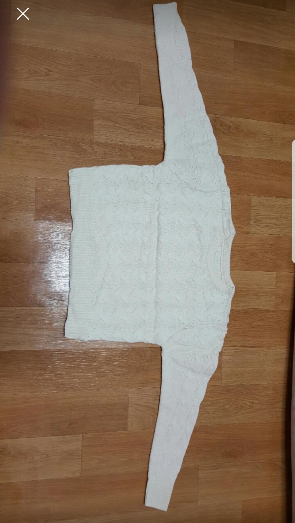 니트 스웨터 ( 화이트아이보리 / 미사용품 ) 팝니다!!