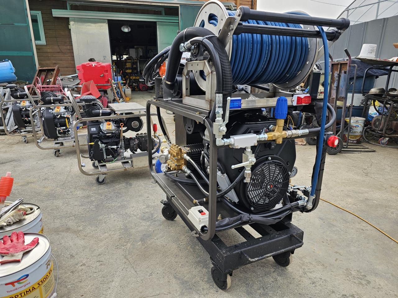 하수구 배관세척용 엔진고압세척기 300바50리터 40마력 풀셋팅