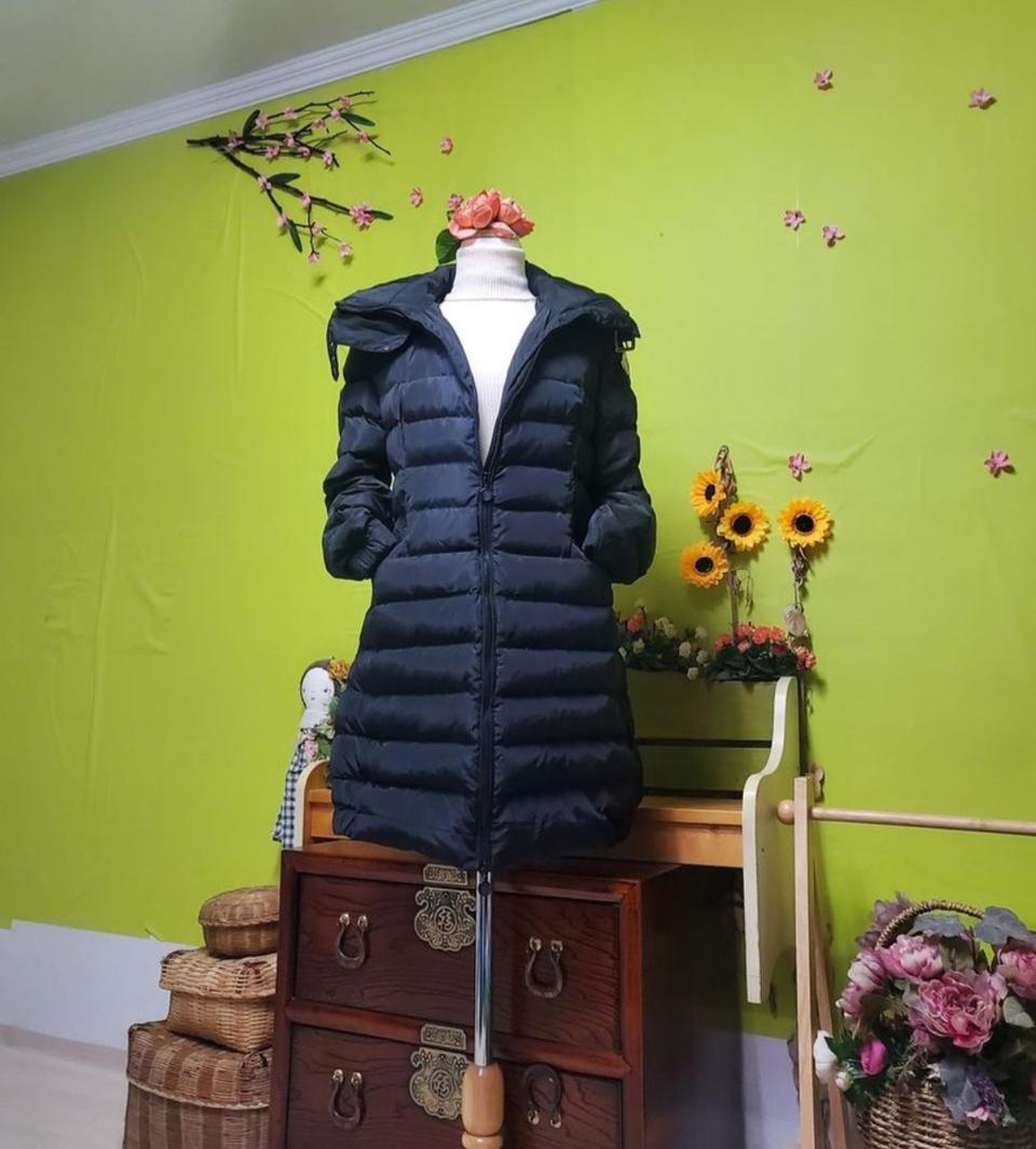 명품브랜드 / 여성패딩 / 슬림핏 /패딩점퍼 / 후드 /오리털 패딩