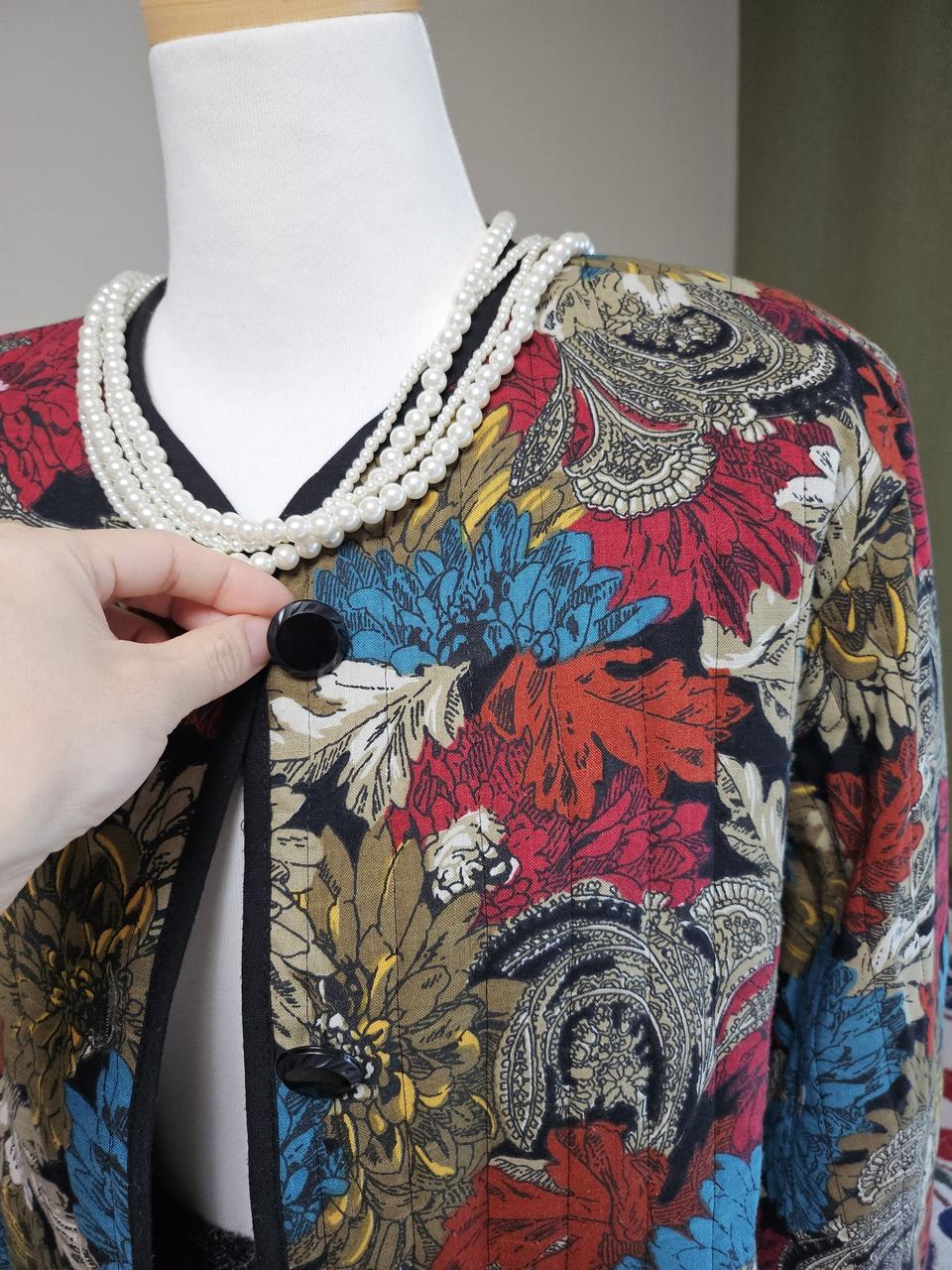 세련 유니크 색감예술 누빔자켓