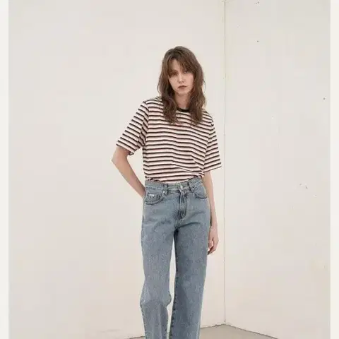 ofc 페미니크 스트라이프 반팔티 티셔츠 팔아요