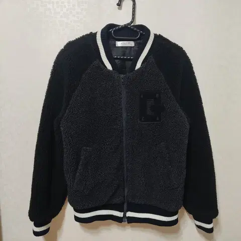 뽀글이점퍼 free