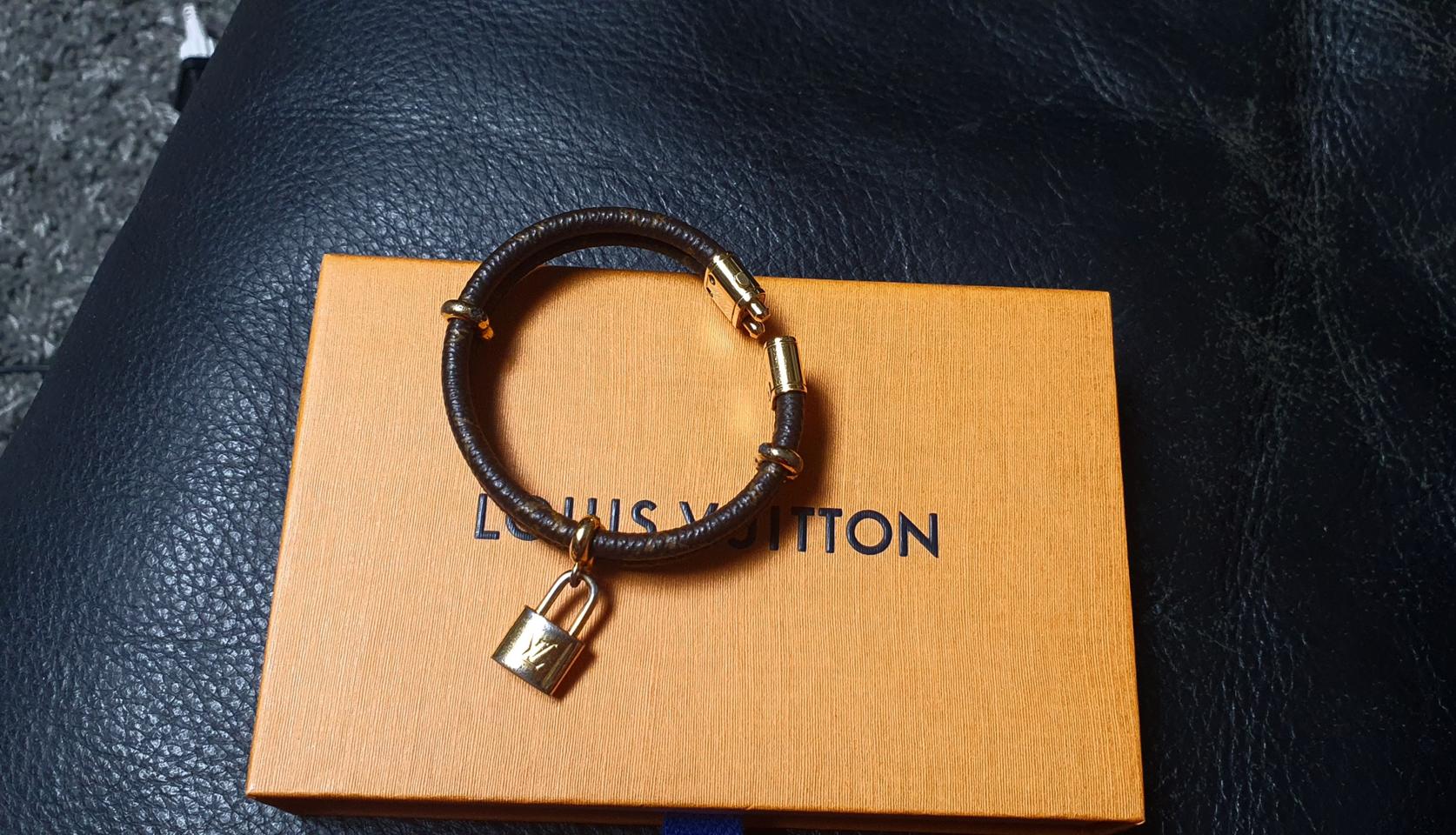 루이비통팔찌