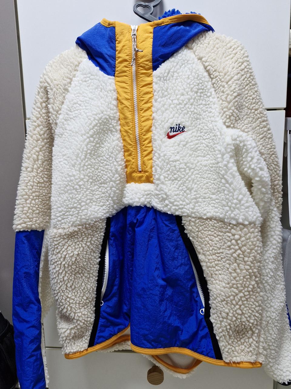 나이키 쉐르파 점퍼