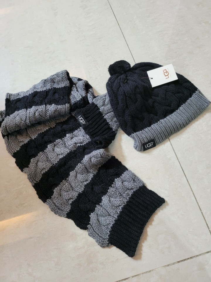 새상품  ugg 어그 모자 목도리세트