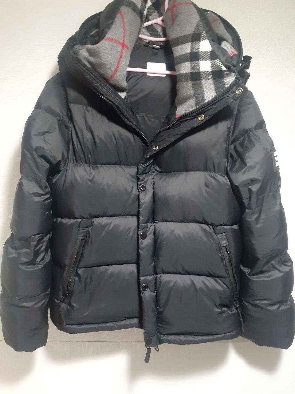 버버리여성  구스패딩