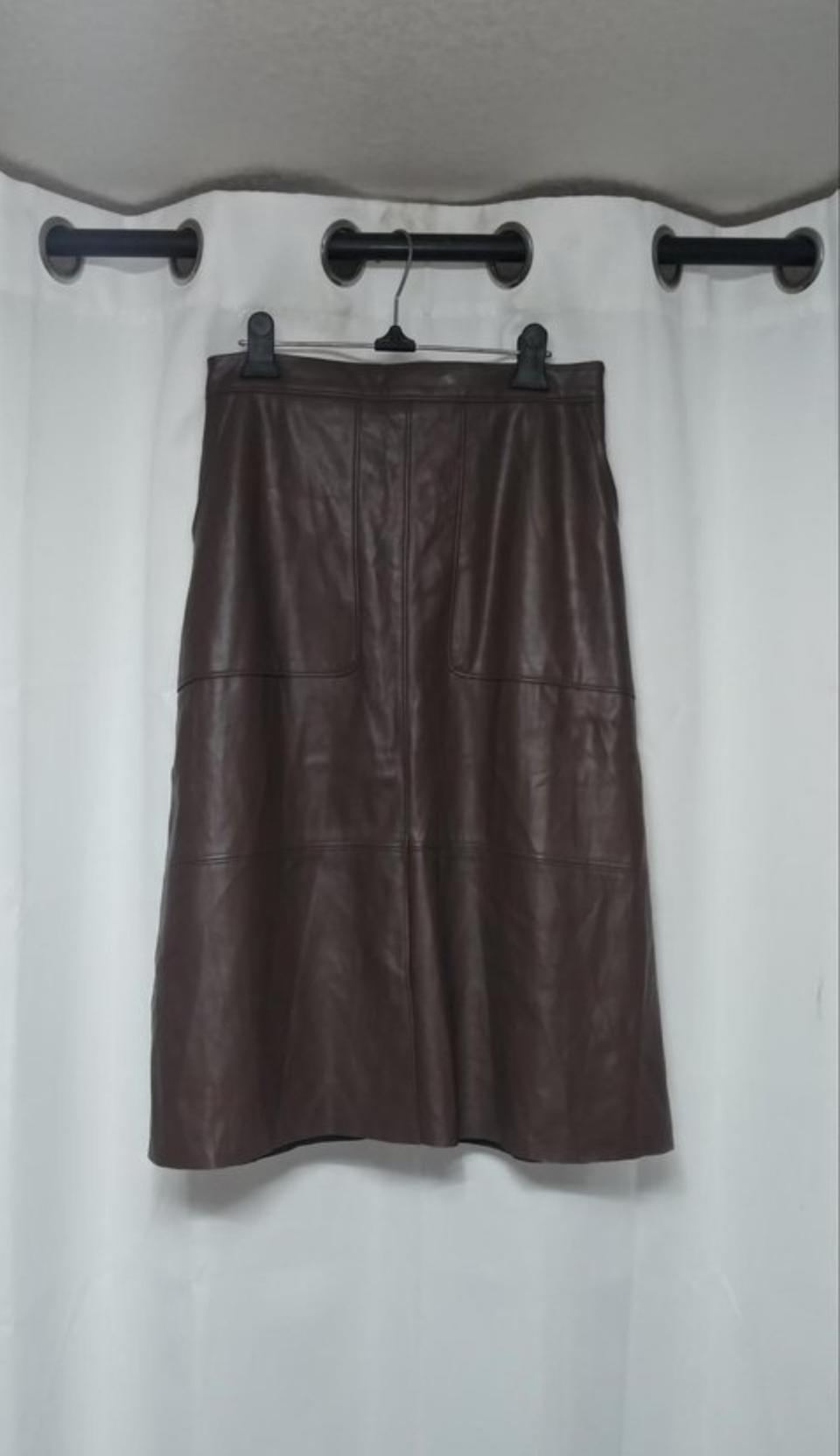 가죽스커트(합성가죽)