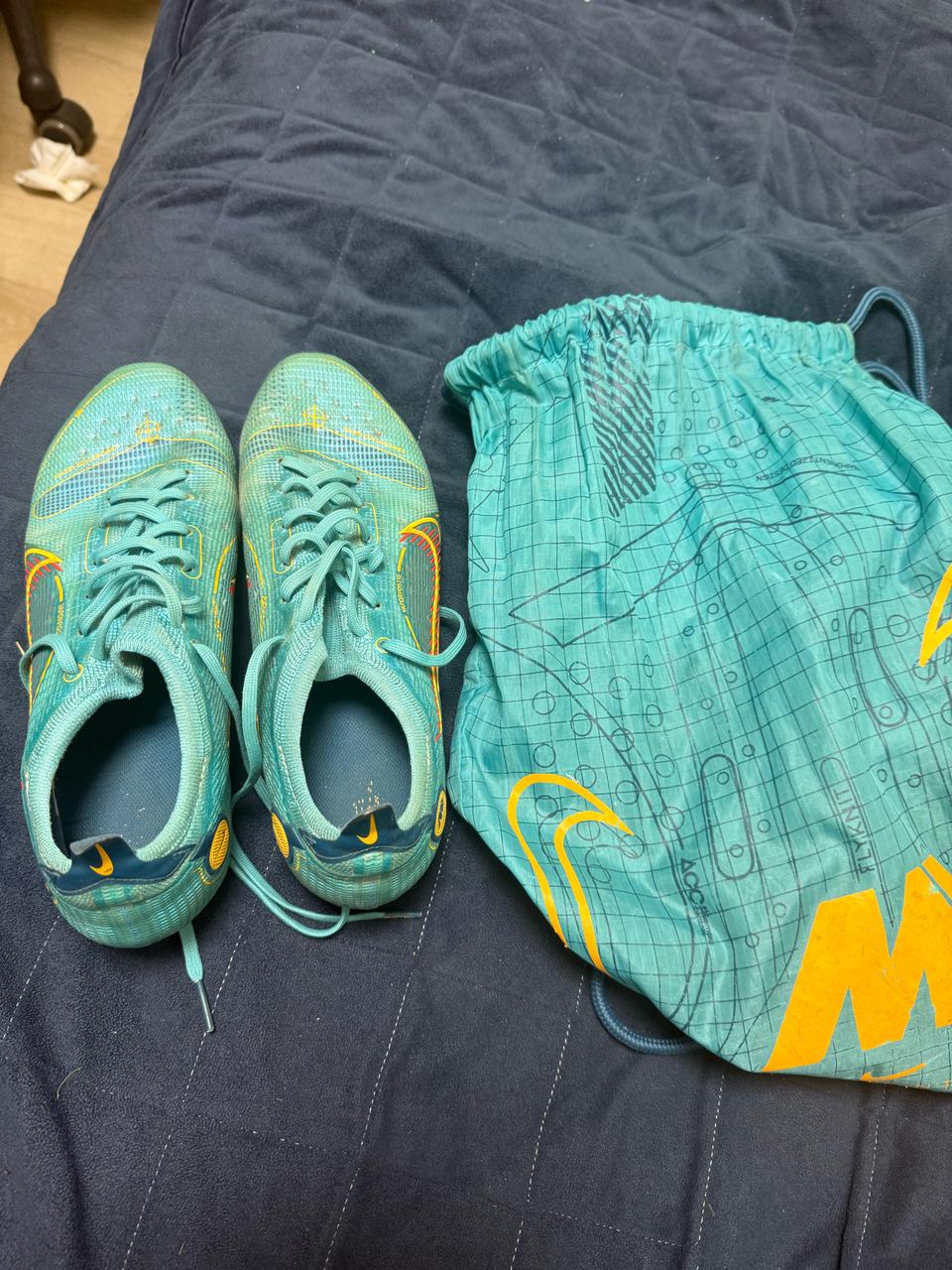 나이키 머큐리얼 축구화