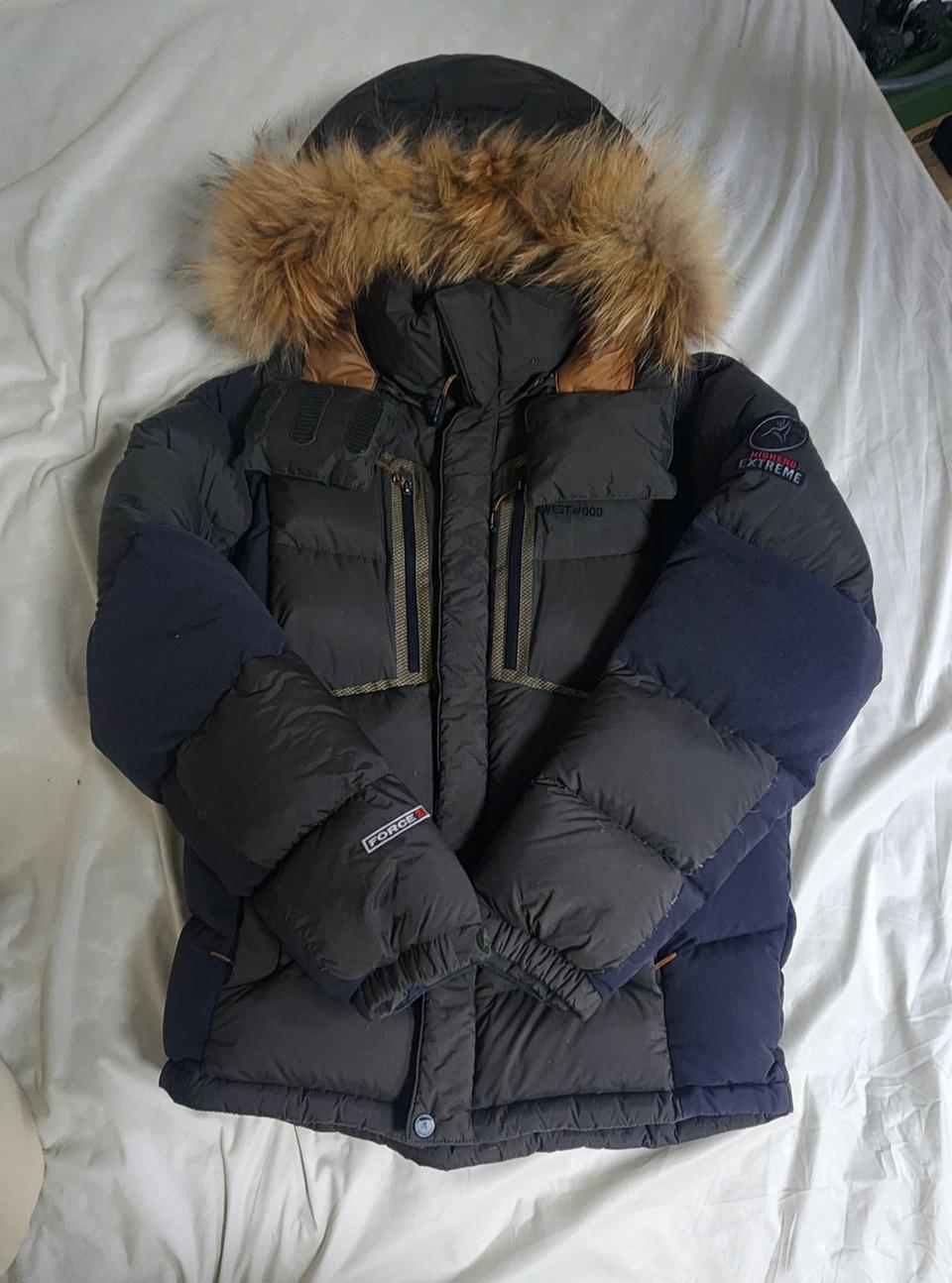 웨스트 우드 패딩 95 사이즈