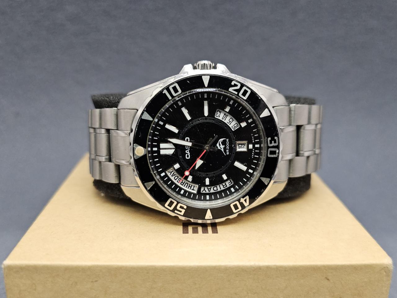 카시오 구형 흑새치