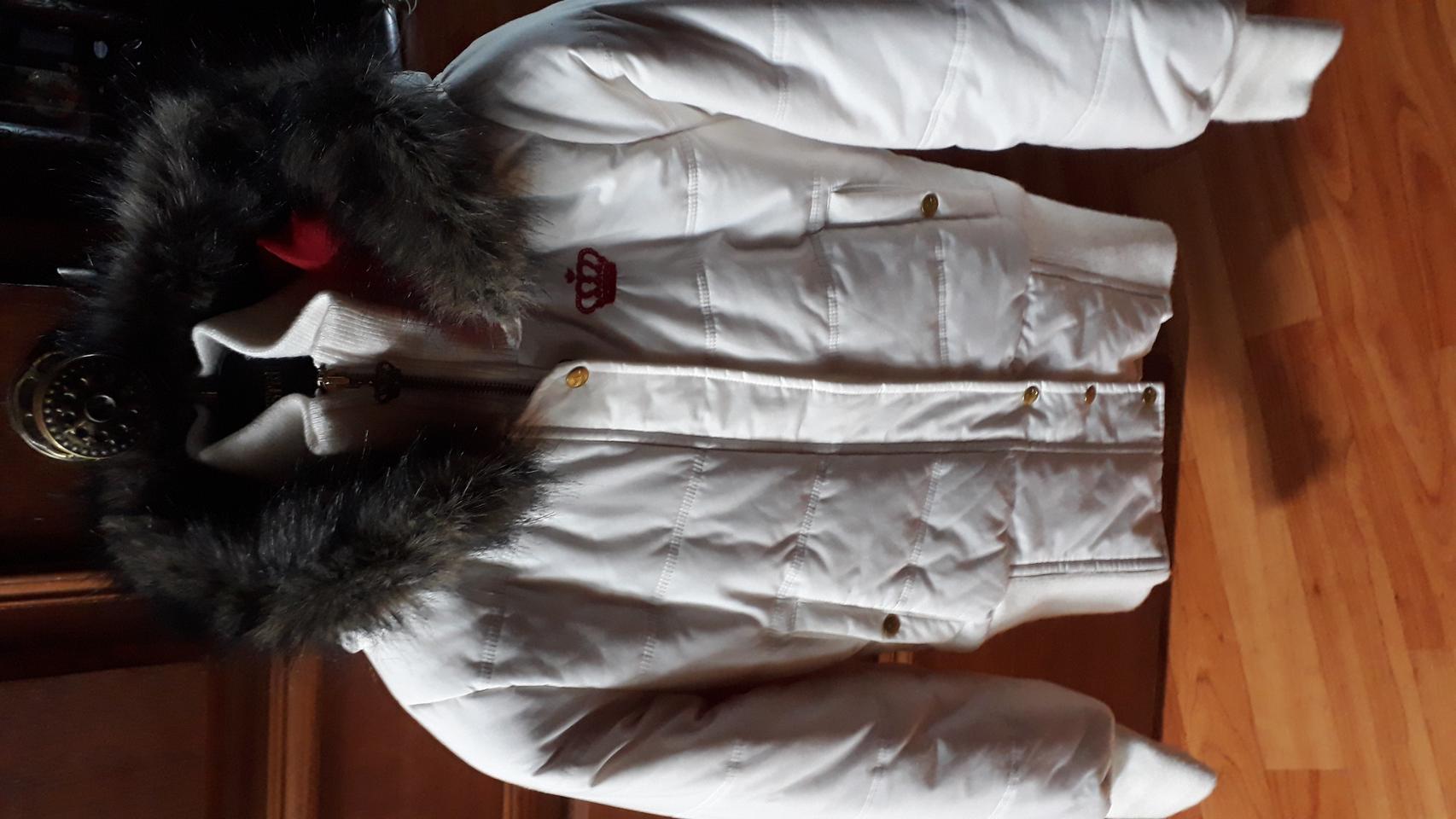 리스펙트 미 패딩90 사이즈입니다