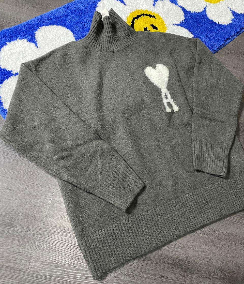 아미 빅로고 니트 스웨터