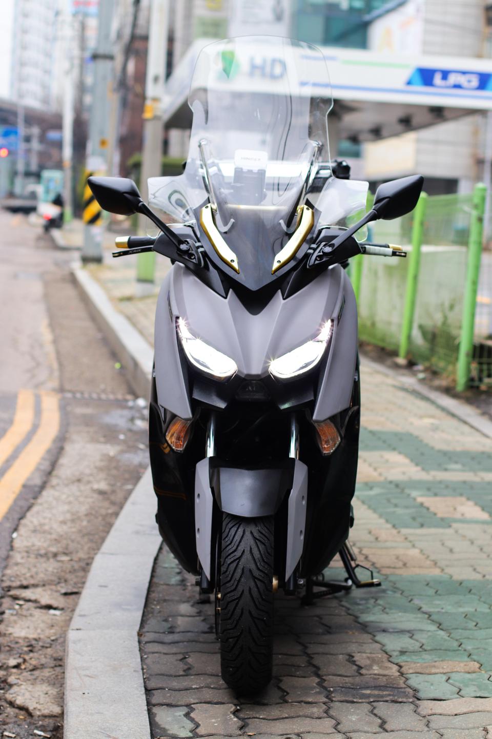 xmax300 야마하 2020년식 판매합니다